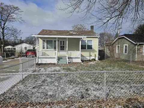 1106 Adams, Monroe, MI 48161