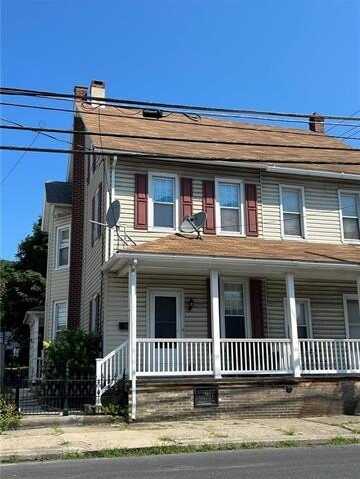 35 East Pennsylvania Avenue, Pen Argyl, PA 18072