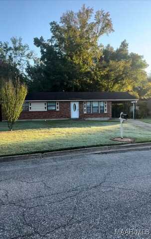 101 White Oak Drive, Prattville, AL 36067