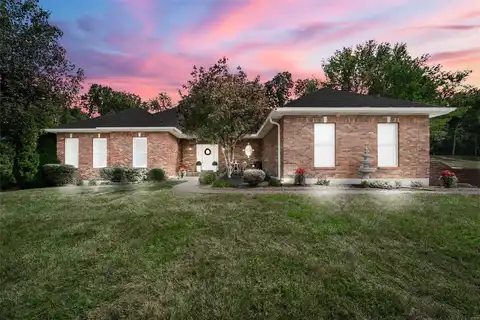 22 Woodmere Point Court, Saint Charles, MO 63303