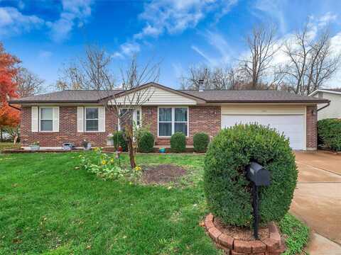 1500 Stonegate Manor Drive, Arnold, MO 63010