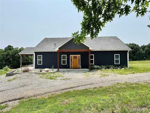 43421 Cannon Hills Pl., Monroe City, MO 63456