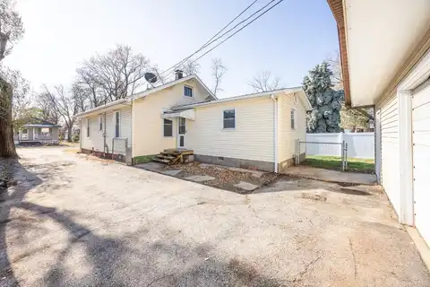 116 E 2nd Street, Roxana, IL 62084