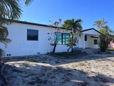 270 W 57th St, Hialeah, FL 33012