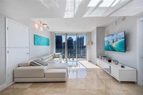 92 SW 3rd St, Miami, FL 33130