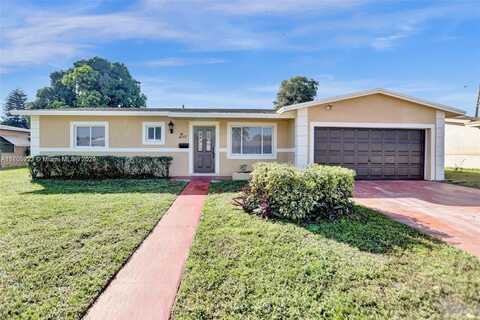 3478 NW 26th St, Lauderdale Lakes, FL 33311