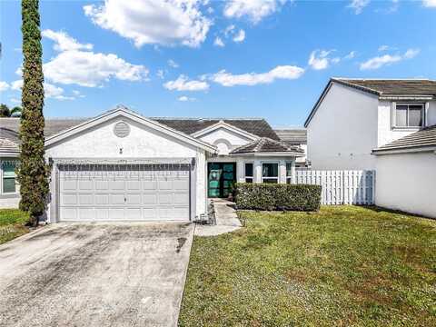 2975 Torrey Pine Ln, Lake Worth, FL 33462