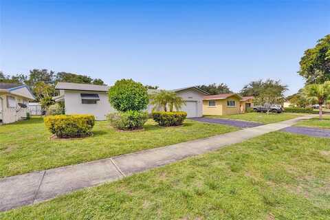 4208 W Park Rd, Hollywood, FL 33021