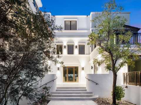 1005 Links Dr, Miami Beach, FL 33109
