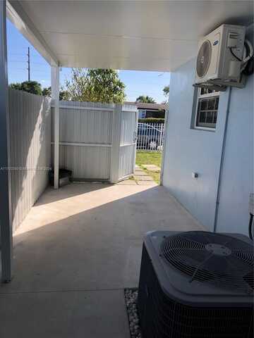 3061 NW 87th Ter, Miami, FL 33147