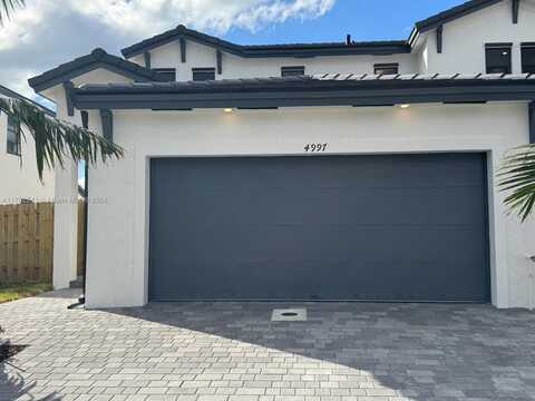 4997 Peacock Way, Dania Beach, FL 33312