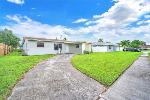 1270 NW 54th Ter, Lauderhill, FL 33313