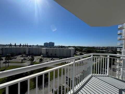 18021 Biscayne Blvd, Aventura, FL 33160