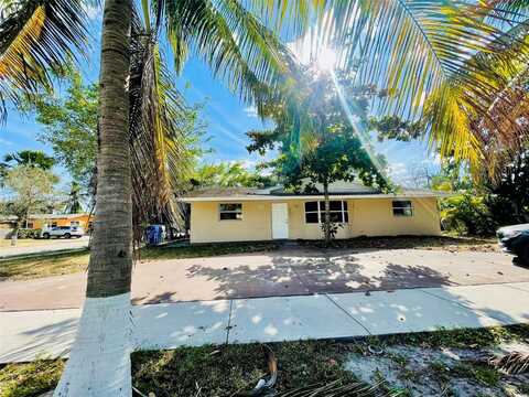 1941 NE 2nd Ter, Pompano Beach, FL 33060