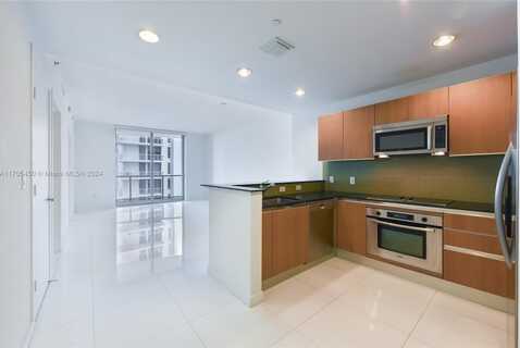 1060 Brickell Ave, Miami, FL 33131