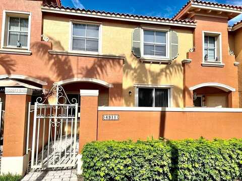 4911 Spinnaker Dr, Dania Beach, FL 33312