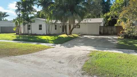 9934 SW 195th St, Cutler Bay, FL 33157