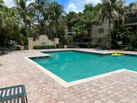 5612 Rock Island Rd, Tamarac, FL 33319