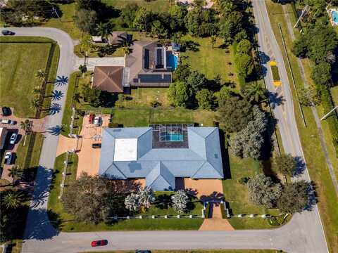 2601 SW 116th Way, Davie, FL 33330