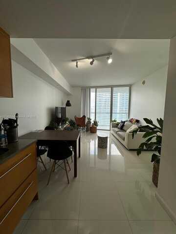 465 Brickell Ave, Miami, FL 33131