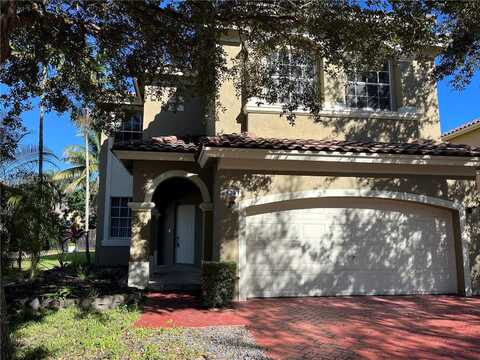 5241 SW 138th Ter, Miramar, FL 33027