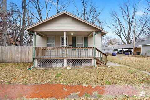 612 N 5th Street, Manhattan, KS 66502