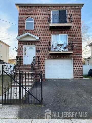 817 Jackson Avenue, Linden, NJ 07036