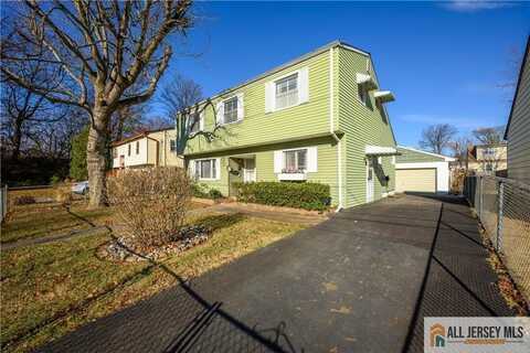 158 Carroll Avenue, Woodbridge, NJ 07095