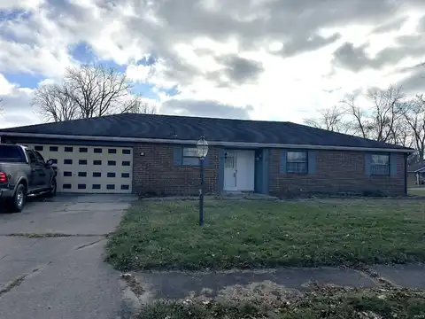 2905 E Imperial Lane, Muncie, IN 47302