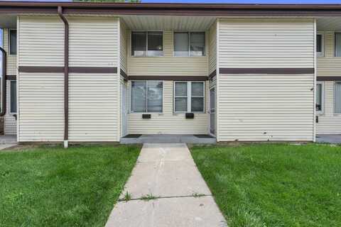 8854 N 95th St, Milwaukee, WI 53224