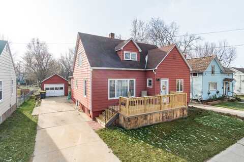 506 Elm St, Tomah, WI 54660