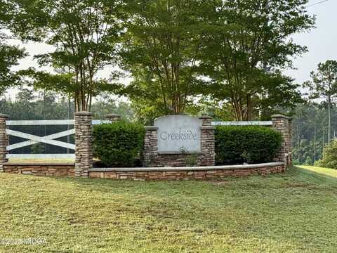 106 Creekside Court, Forsyth, GA 31029