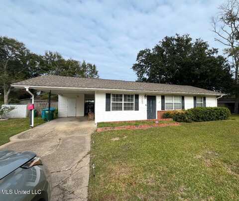 2203 Kingsberry Avenue, Pascagoula, MS 39567