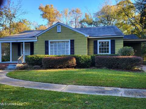 221 S Park Dr Drive, Jackson, MS 39211