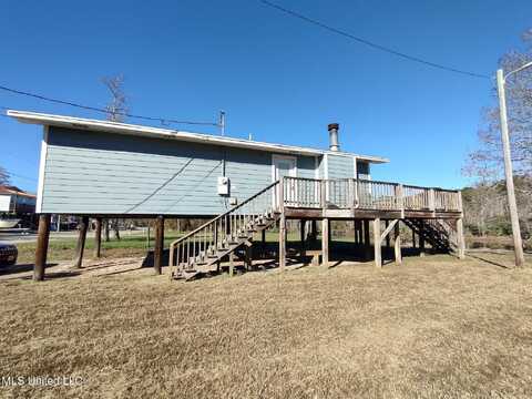 8933 Riverlodge Drive, Moss Point, MS 39562