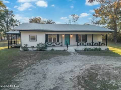 235 Lott Road, Perkinston, MS 39573