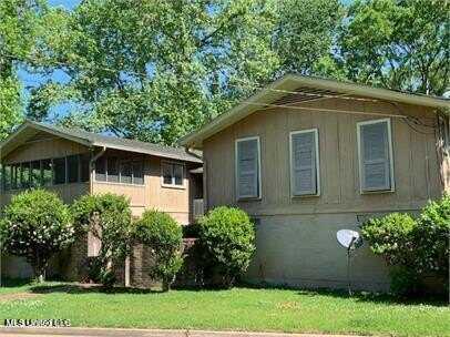 1439 Riverwood Drive, Jackson, MS 39211