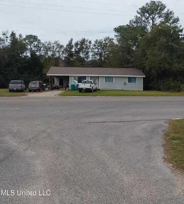 1607 Broad Avenue, Gulfport, MS 39501