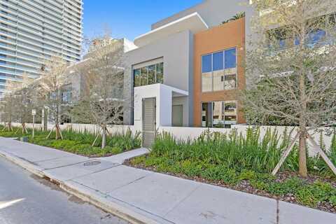 3020 W SANTIAGO STREET, TAMPA, FL 33629