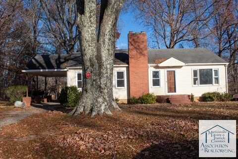 123 Salmon Street, Martinsville, VA 24112