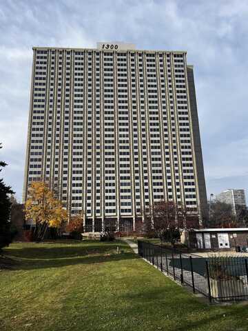 1300 East Lafayette unit# 1002, Detroit, MI 48207