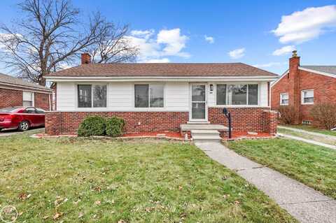 28390 Hollywood, Roseville, MI 48066