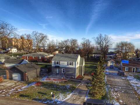 34372 Munsie, Harrison, MI 48045