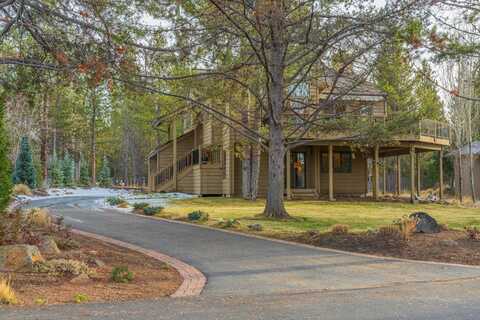 17789 Big Leaf Lane, Sunriver, OR 97707