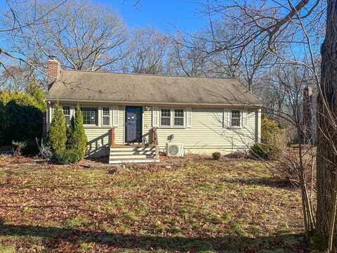 62 Jan Marie Dr, Plymouth, MA 02360