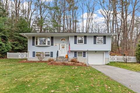 135 Concord Rd, Chelmsford, MA 01824