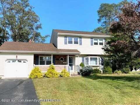 55 Heath Avenue, Oakhurst, NJ 07755