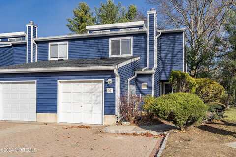 16 Spring Court, Tinton Falls, NJ 07724