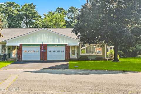 1 Dixon Court, Whiting, NJ 08759