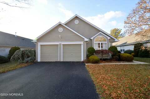 3300 Springer Lane, Toms River, NJ 08755